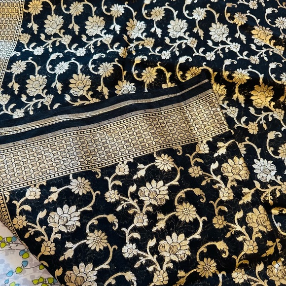 Eid outfit Banarasi dupatta Néw black and gold - Picture 2 of 5
